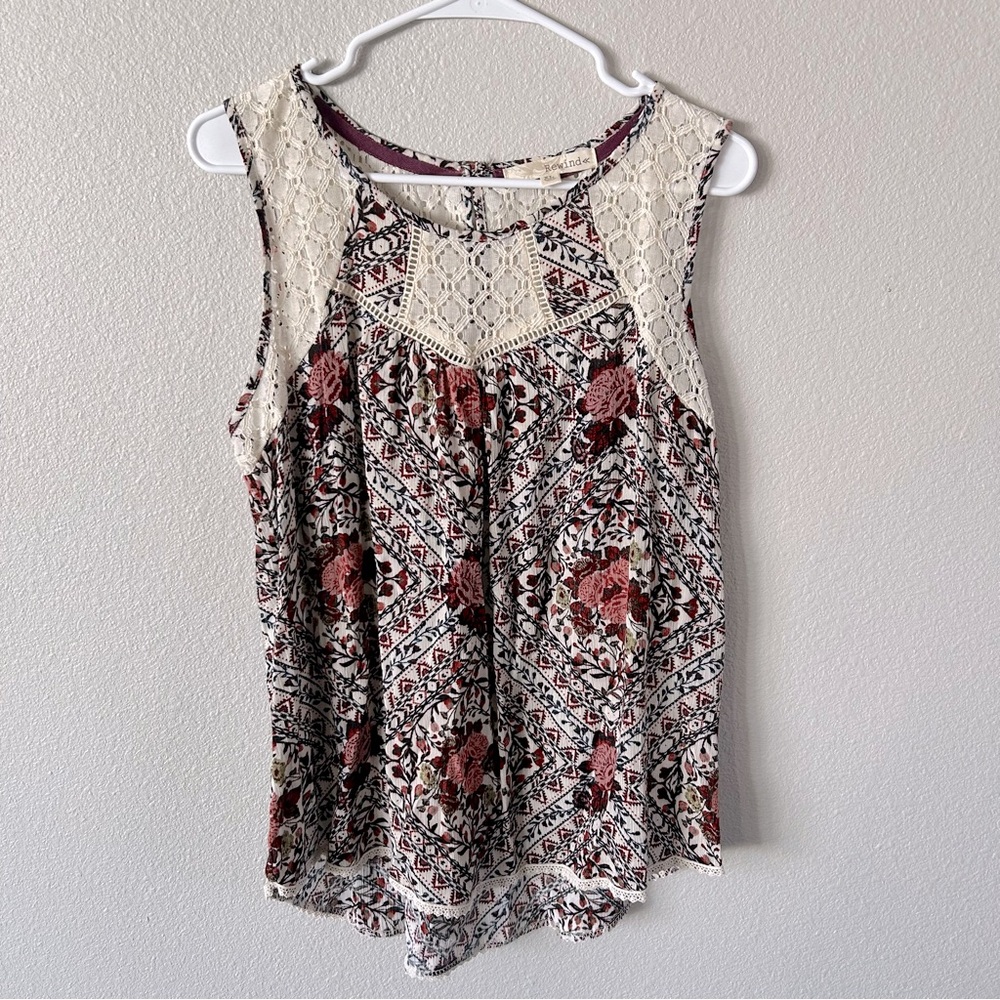 Rewind Crochet Floral Tank Top